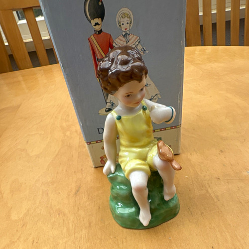Royal worcester days the - royal, of