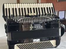 Sonola SS4 Vintage Accordion