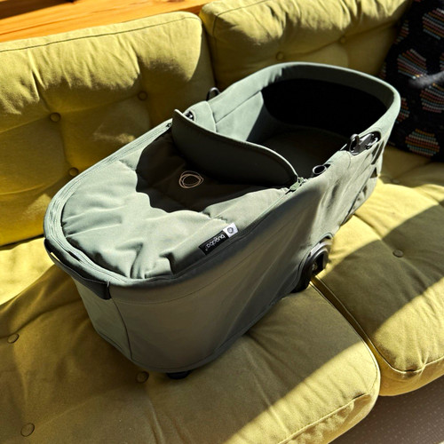 Bugaboo dragonfly carrycot - dragonfly,