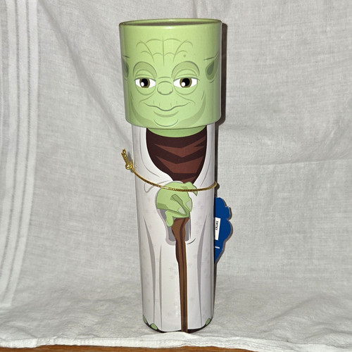 Star wars yoda - wars, shaped