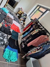 105 X Womens Vintage Clothing Wholesale Joblot Dresses Skirts Tops FAB CONDITION