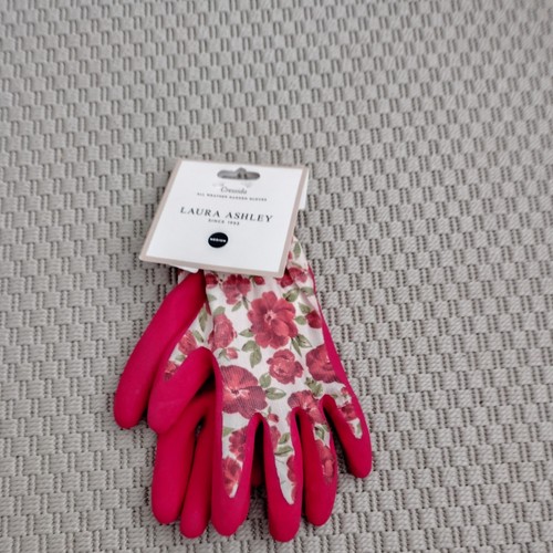 Bnwt laura ashley - all, weather