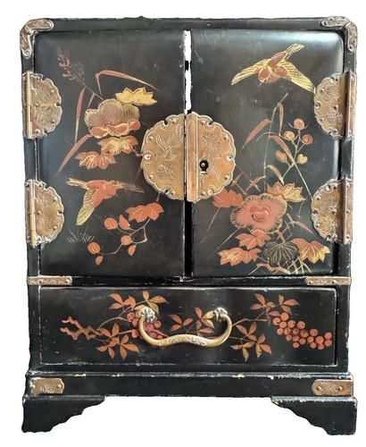 Antique japanese black lacquer - antique,