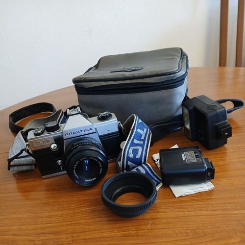 Praktica with 50mm f2 8 - tl, 5b