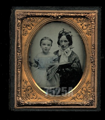 Ambrotype woman reading - 1/6,