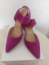 Russell & Bromley Fantastic