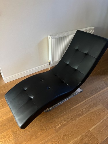 Chaise lounge chair used - lounge, *used