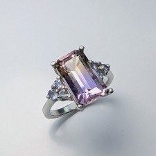 3.14cts Natural Bi-colour