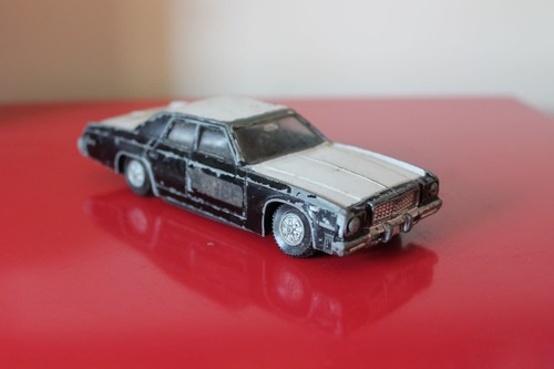 Dinky toys plymouth - toys,
