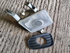 ?️ Vauxhall Vectra B SRI Facelift Nearside Passenger  Fog Light + Surround ?️