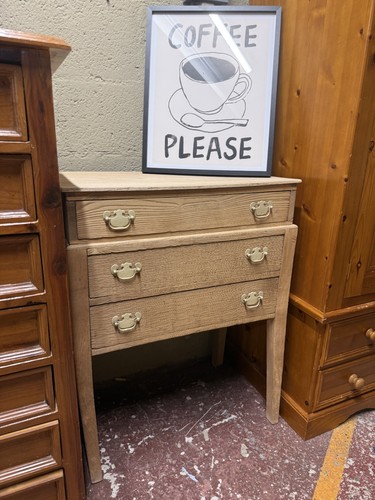 Stripped oak chest - chest, of