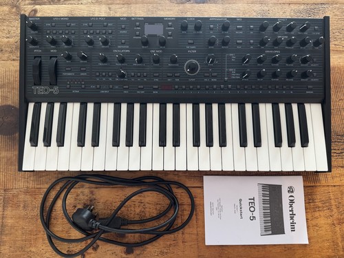 Oberheim teo key - 44-key, 5-voice