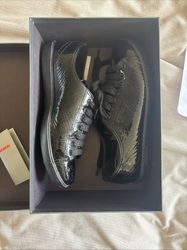 100 authentic prada sport - 100%,