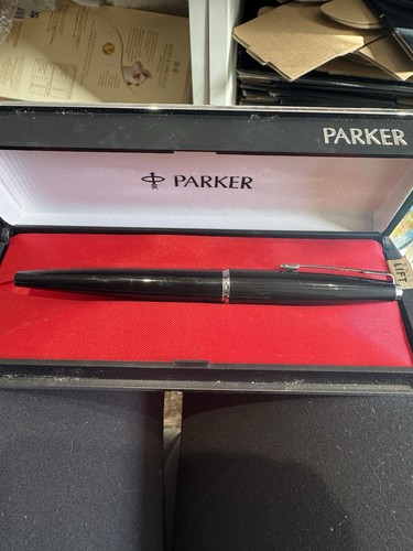 Parker fountain pen - parker, in