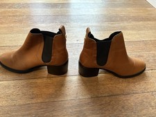 Kurt Geiger Carvela  Light Tan Leather Ankle Boots For Ladies Size 6 UK (39)