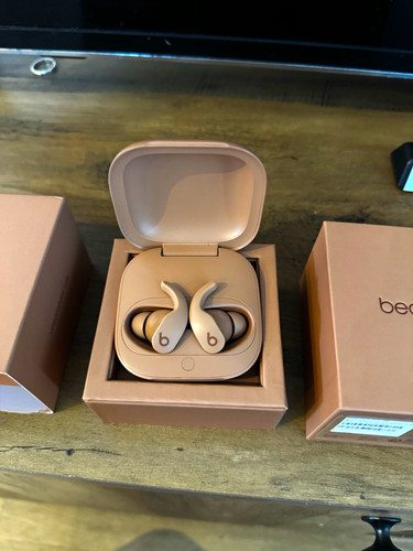 Beats fit pro - pro, kim
