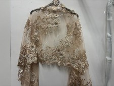 GOLD SHRUG FLORAL 3D FLOWERS