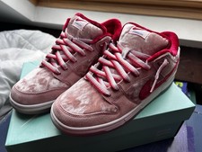 Nike strange love - strange, sb