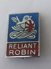 RELIANT ROBIN ENAMEL LAPEL PIN
