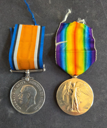 War and victory medals - war,