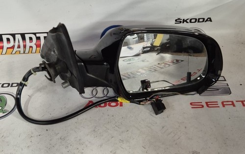 Audi 2013 drivers wing - audi,