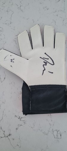 Signed dean henderson - signed,