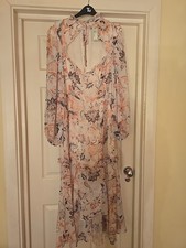 Stunning RIVER ISLAND floral