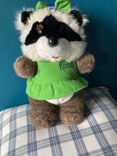 Rosie racoon ruda holiday - rosie,