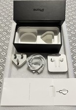 Iphone 7 BOX (Jet black 128gb) + Accessories | Earphones / Cable / Plug / Pin