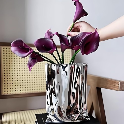 Ceramic flower vase - flower, crinkle