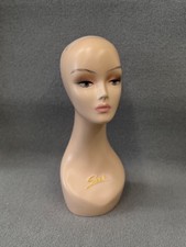 vintage Head Sleek Mannequin