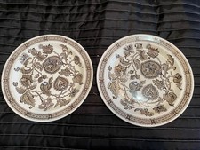 X2 Vintage Ridgway Ironstone Brown & White Jacobean 9in Dinner Plates