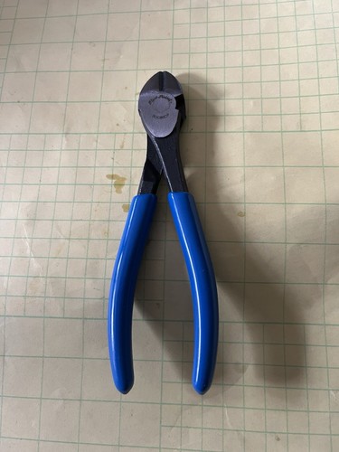 Diagonal cutting pliers - cutting,