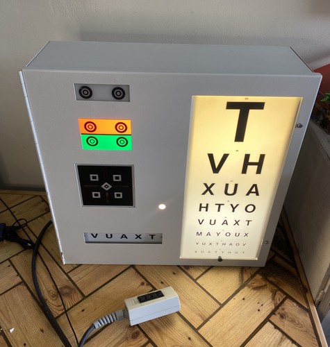 Opticians domiciliary eye test - domiciliary,