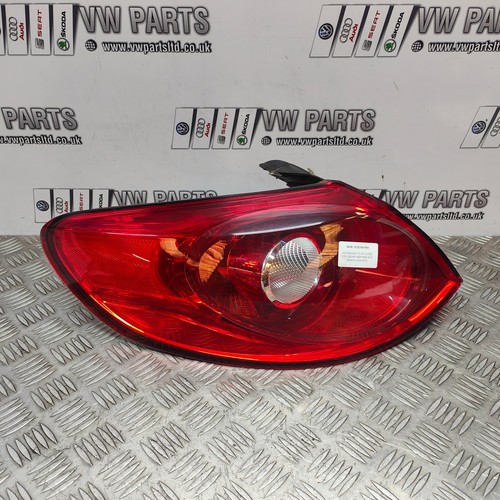 Passat passenger side - passenger,