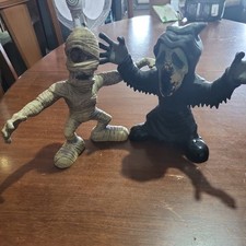 Rare Collectable 9” Talking - Stretch Screamers Mummy & Ghost Face - Toy Quest 