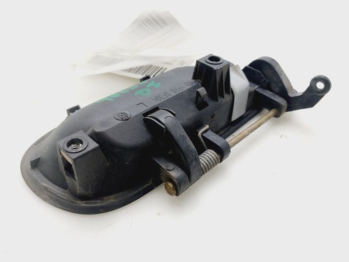 30822233 front outer door
