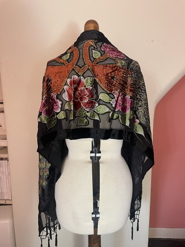 Silk velvet devoré - devoré, beaded