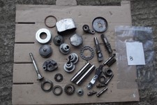 VINCENT 1000 500 COMET RAPIDE VARIOUS USEFUL ENGINE AND GEARBOX SPARES 8