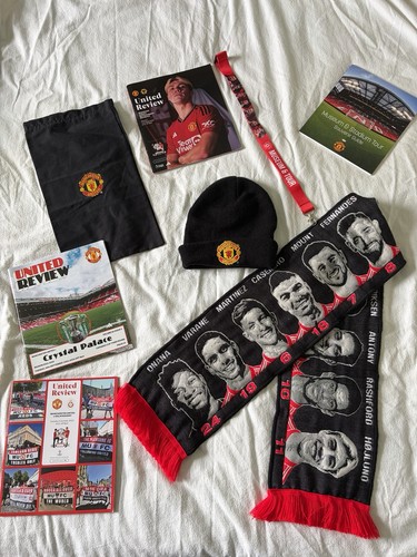 Manchester united supporter - manchester,