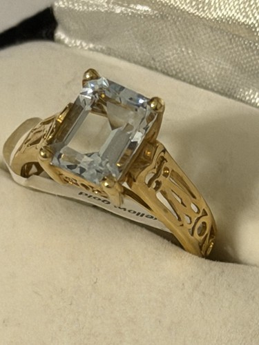 Emerald cut aquamarine - 2,