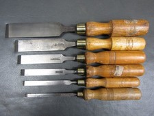 Graduated set of firmer