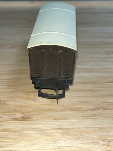 Used hornby 564 cattle wagon - hornby, r.564