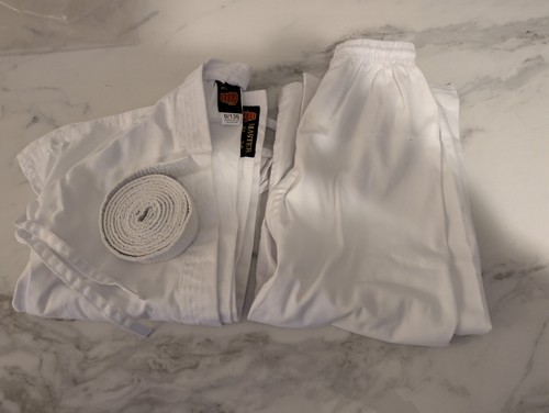 Karate taekwondo suit vgc - suit, size