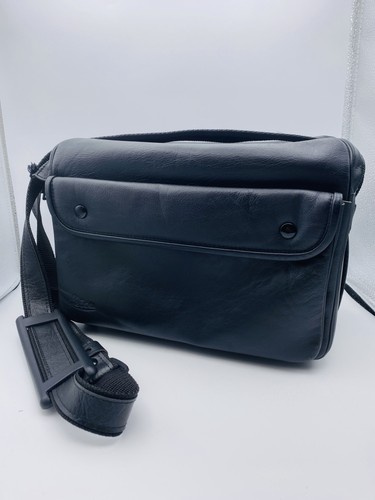 Near mint leica black - mint],