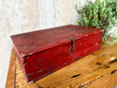 Small antique crimson red - small,