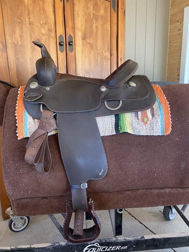 Brown wintec western saddle - brown,