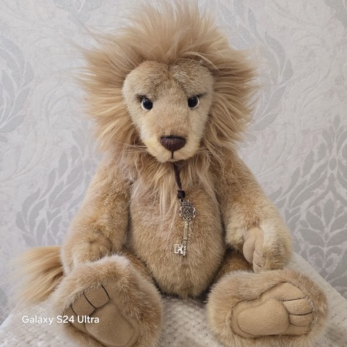 Charlie bears linus lion - charlie,