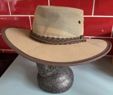 Barmah Hat Australia Canvas