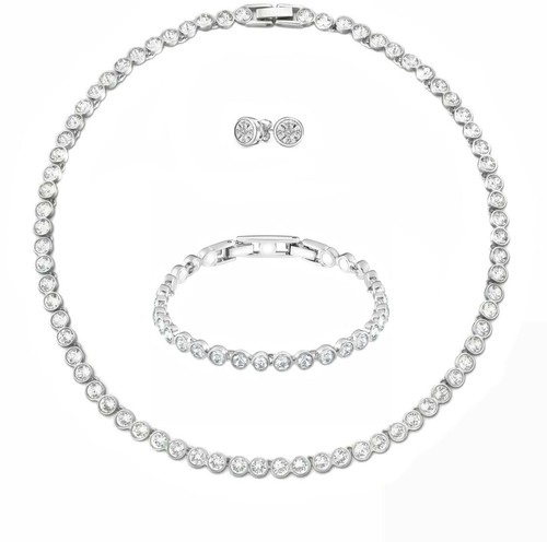 Stunning angelic necklace - stunning, and